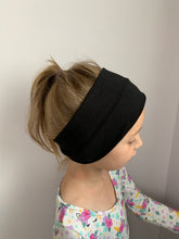 Load image into Gallery viewer, Black Twist Bamboo Headband