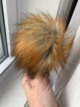 Load and play video in Gallery viewer, FAUX FUR POM - RED FOX Luxury Faux Fur Pompom