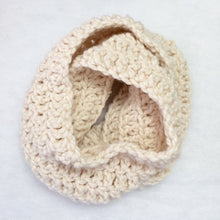 Load image into Gallery viewer, Cream Chunky Crochet Infinity Scarf