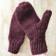 Load image into Gallery viewer, PATTERN - Classic Chunky Knit Winter Mittens