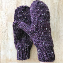 Load image into Gallery viewer, PATTERN - Classic Chunky Knit Winter Mittens