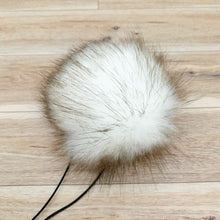 Load image into Gallery viewer, FAUX FUR POM - Malamute Luxury Faux Fur Pom pom