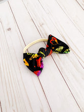 Load image into Gallery viewer, Large knotted bow headband,