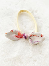 Load image into Gallery viewer, Small Bow Baby Headband - Cream Floral
