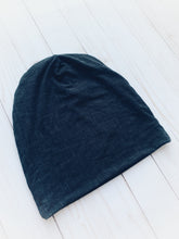 Load image into Gallery viewer, Black Linen Slouch Beanie