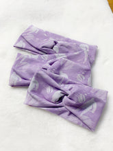 Load image into Gallery viewer, Lilac Hockey Bamboo Twist Headband