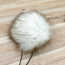 Load image into Gallery viewer, FAUX FUR POM - Malamute Luxury Faux Fur Pom pom
