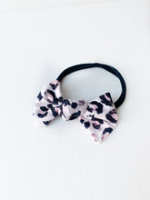 Load image into Gallery viewer, Small Bow Baby Headband - Pink Leopard
